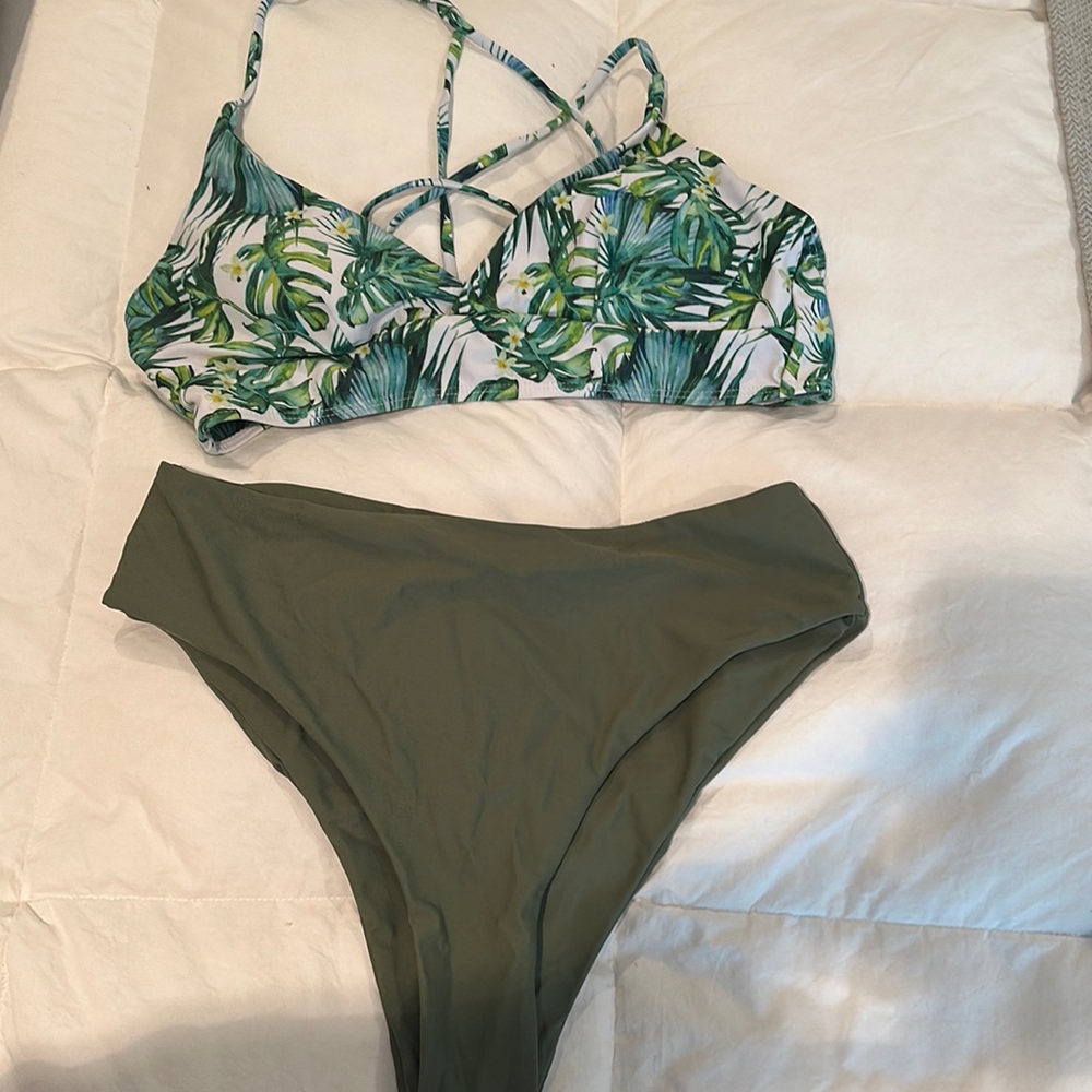 Bathing suit- never worn